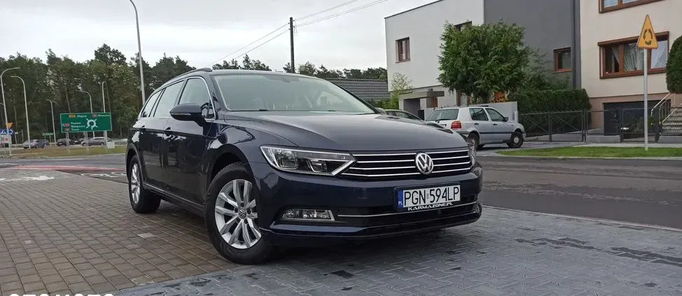 błaszki Volkswagen Passat cena 75900 przebieg: 97000, rok produkcji 2017 z Błaszki
